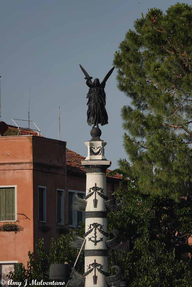 36427211_10156234896711830_687586365298180096_n